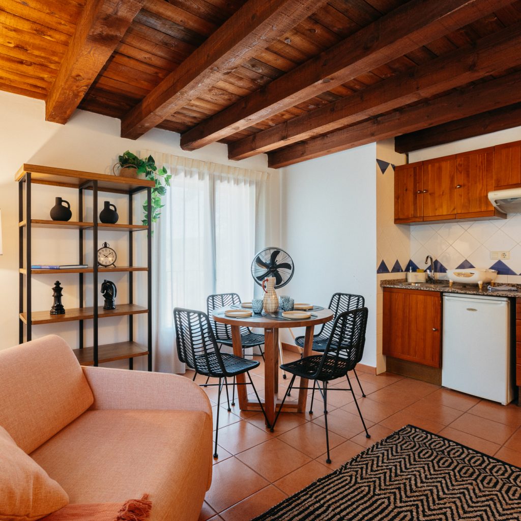 Apt 4 (8)