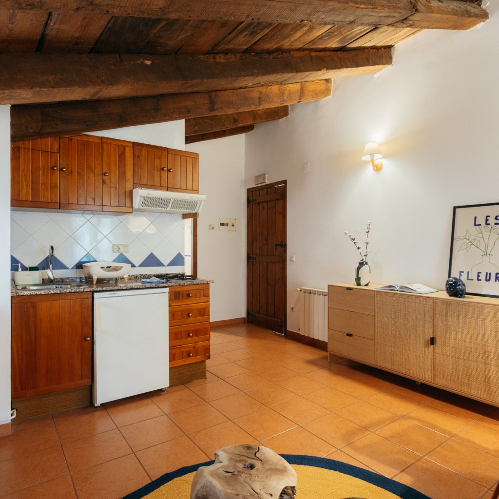 Apt 6 (4)